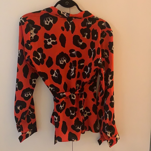 Animal print peplum wrap blouse - Picture 2 of 3